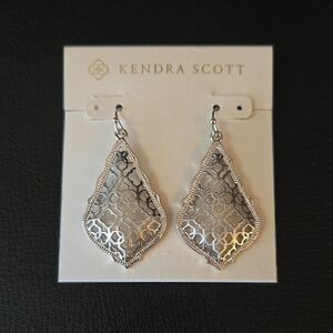 NEW Kendra Scott Addie Silver Filigree Earrings